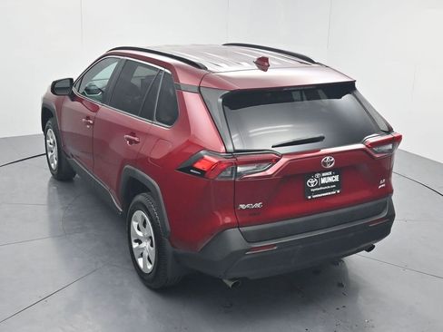 Used 2019 Toyota RAV4 LE w/ Carpet Mat Package image 52