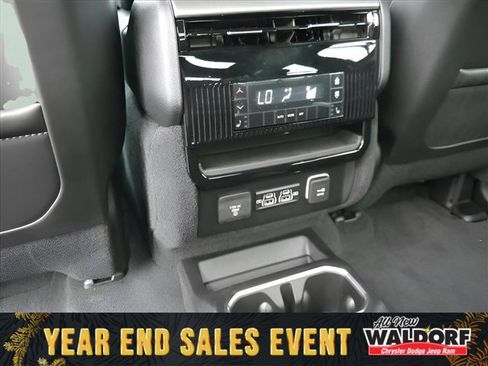 New 2025 Jeep Wagoneer Series II w/ Premium Group I image 12