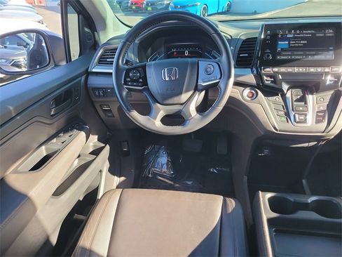 Certified 2018 Honda Odyssey EX-L image 11