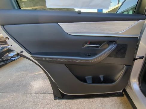 Used 2026 MAZDA CX-90 3.3 Turbo w/ Premium Sport Pkg image 9