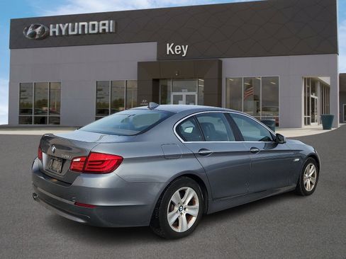 Used 2013 BMW 528i xDrive Sedan image 4