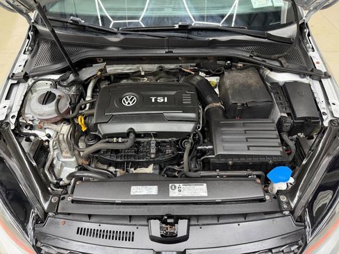 Used 2017 Volkswagen GTI Sport FWD image 7