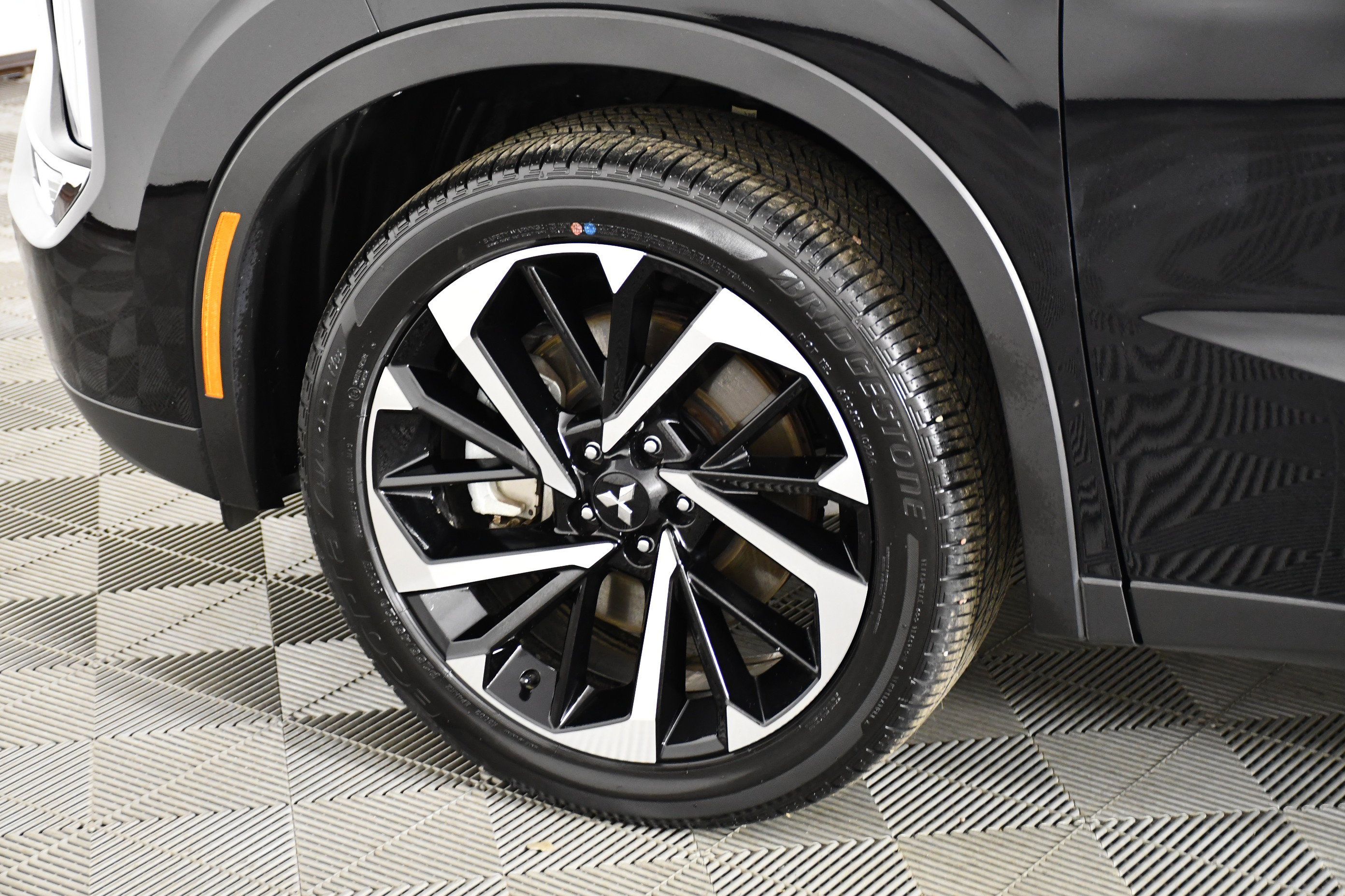 Used 2024 Mitsubishi Outlander SE AWD/4WD image 50