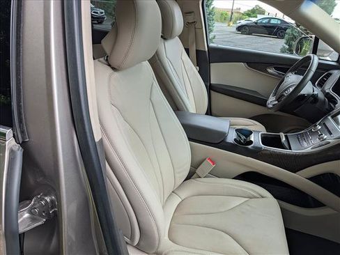 Used 2018 Lincoln MKX Reserve w/ Driver Assistance Package AWD/4WD image 13