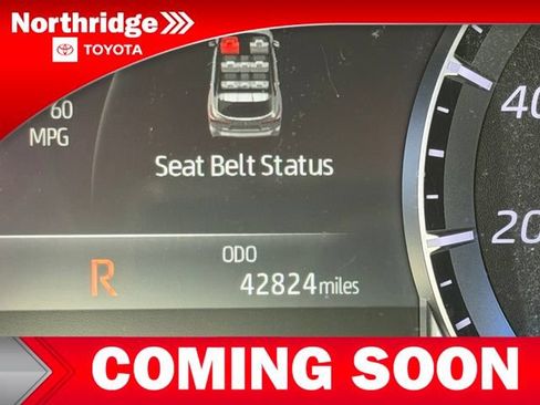 Used 2023 Toyota Highlander XLE w/ Protection Package #3 (TMS) AWD/4WD image 6