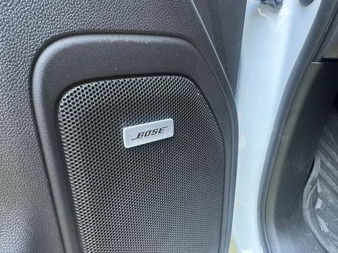 Used 2021 Chevrolet Silverado 1500 LT Trail Boss w/ Convenience Package II image 10