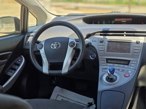 Used 2013 Toyota Prius Two FWD image 32