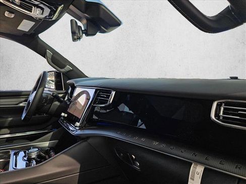 Used 2025 Jeep Grand Wagoneer L Series II Obsidian w/ Quick Order Packagew 28T image 26