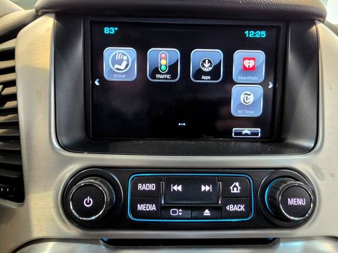 Used 2018 GMC Yukon SLT w/ Premium Edition AWD/4WD image 48
