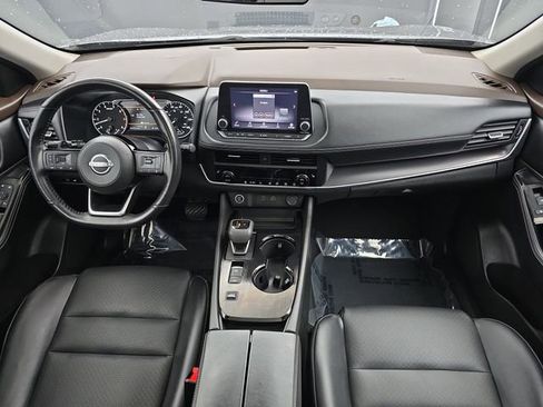 Used 2023 Nissan Rogue SV w/ SV Premium B Package image 21