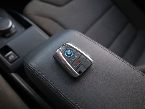 Used 2016 BMW i3 w/ Range Extender image 9