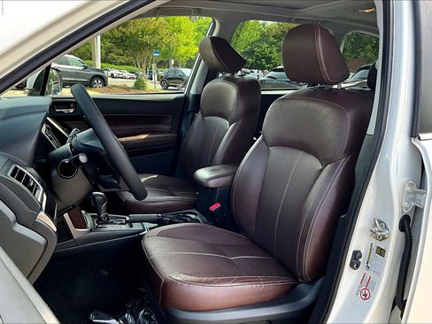 Used 2018 Subaru Forester 2.5i Touring AWD/4WD image 26