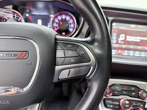 Used 2019 Dodge Challenger SXT w/ Plus Package RWD image 38
