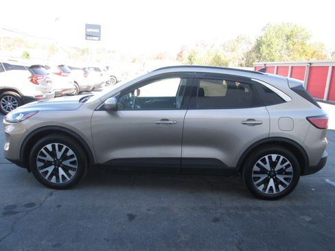 Used 2020 Ford Escape SEL image 2