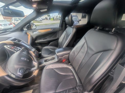 Used 2016 Lincoln MKC Select AWD/4WD image 9