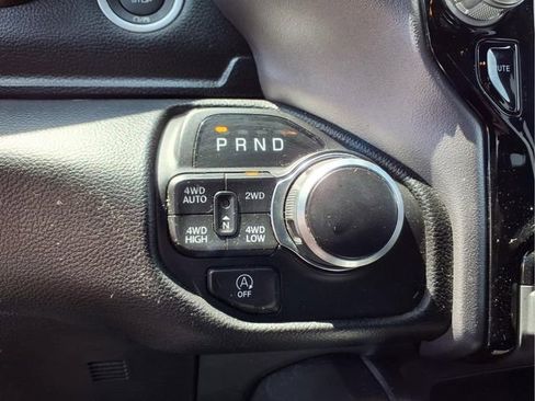 Used 2024 RAM 1500 Big Horn AWD/4WD image 20