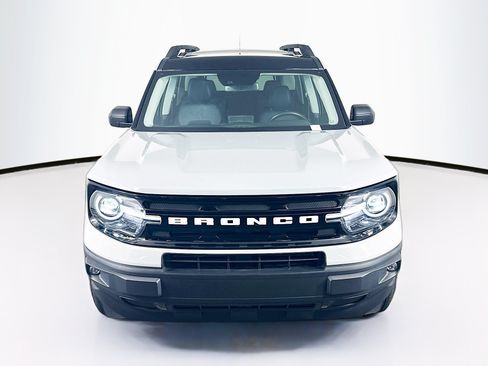 Used 2023 Ford Bronco Sport Outer Banks w/ Tech Package AWD/4WD image 2