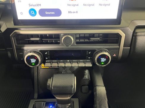 Certified 2025 Toyota 4Runner Limited image 21