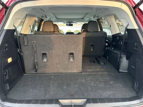 Used 2022 Subaru Ascent Touring image 29