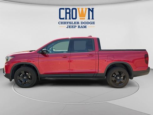 Used 2025 Honda Ridgeline Black Edition image 6