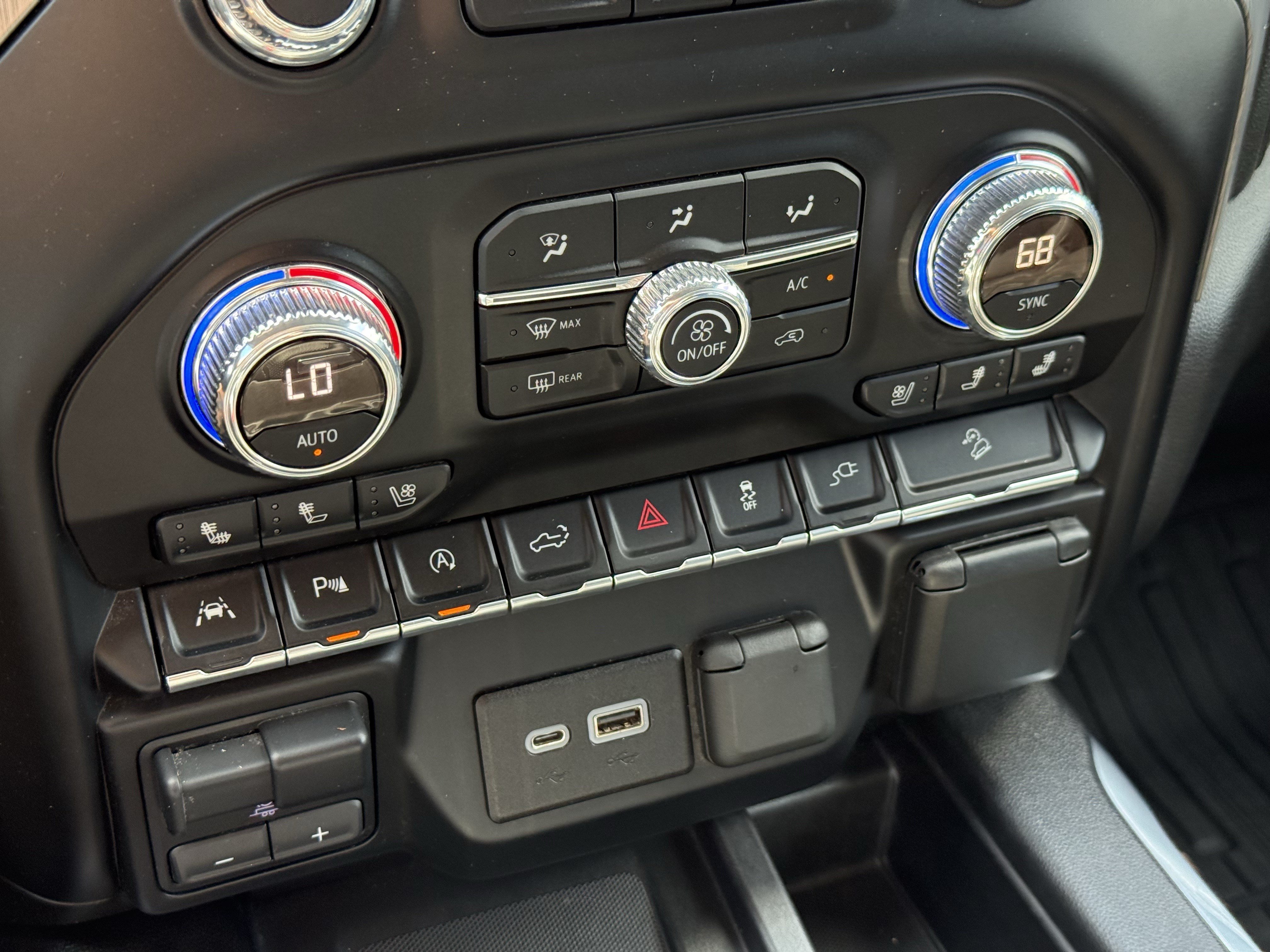 Used 2019 GMC Sierra 1500 Denali w/ Technology Package AWD/4WD image 21