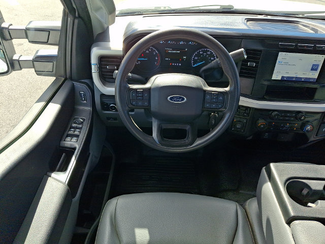 Used 2023 Ford F250 XL w/ XL Chrome Package AWD/4WD image 11
