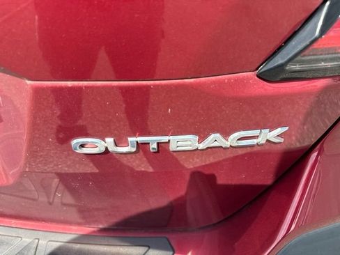 Used 2022 Subaru Outback Limited w/ Popular Package #2 AWD/4WD image 8