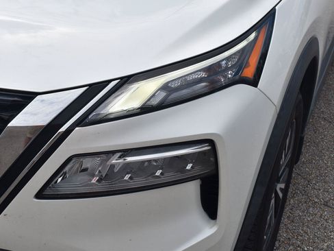 Used 2021 Nissan Rogue SV w/ Premium Package FWD image 20