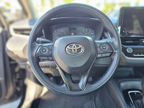Used 2024 Toyota Corolla LE FWD image 21