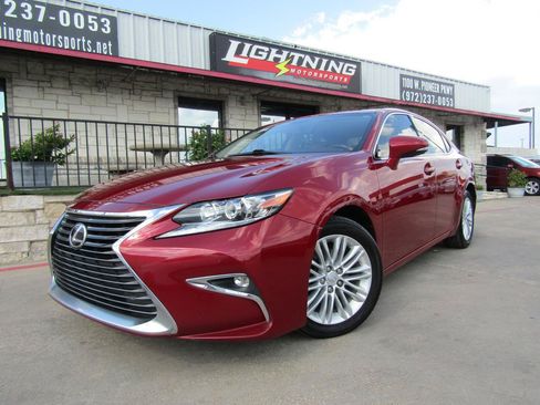 Used 2016 Lexus ES 350 w/ Premium Package w/Wood Trim FWD image 1