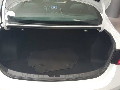 Used 2024 Chevrolet Malibu LT FWD image 10