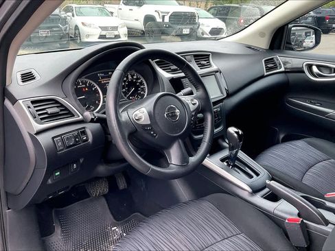 Used 2019 Nissan Sentra SV image 16