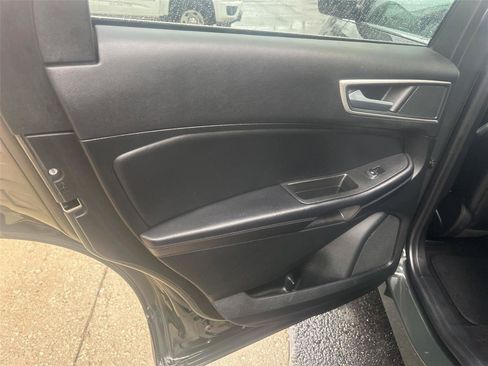 Used 2024 Ford Edge SEL w/ Convenience Package AWD/4WD image 17