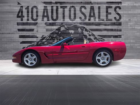 Used 1999 Chevrolet Corvette Convertible w/ Memory Pkg RWD image 7