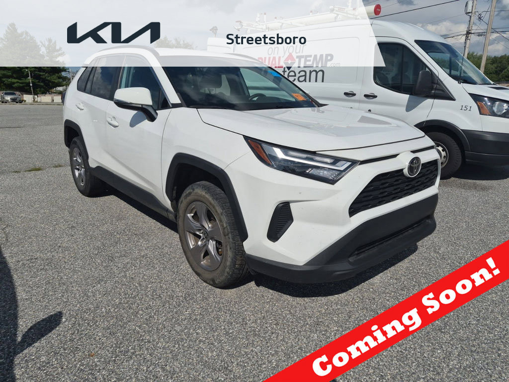 Used 2023 Toyota RAV4 XLE FWD image 1