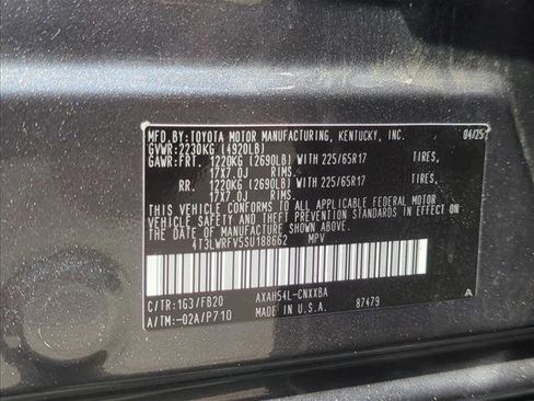 Used 2025 Toyota RAV4 LE AWD/4WD image 27