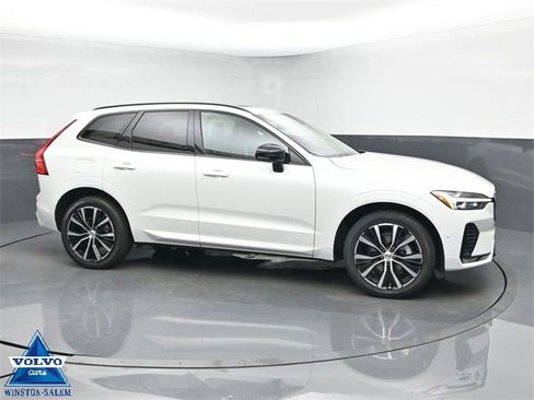 Used 2023 Volvo XC60 B5 Plus w/ Climate Package image 1