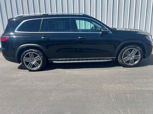Used 2026 Mercedes-Benz GLS 450 4MATIC image 7