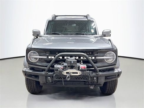 Used 2023 Ford Bronco Outer Banks image 3