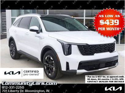 Certified 2025 Kia Sorento S w/ Panoramic Sunroof Package