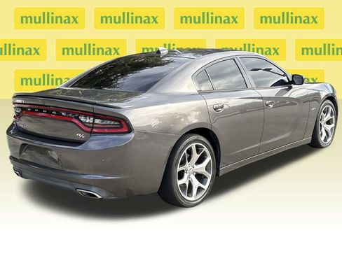 Used 2015 Dodge Charger R/T w/ Plus Group image 4