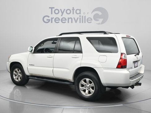 Used 2007 Toyota 4Runner SR5 RWD image 7