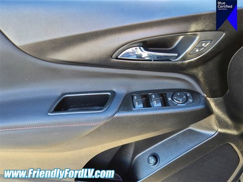 Used 2022 Chevrolet Equinox RS w/ Infotainment Package image 19