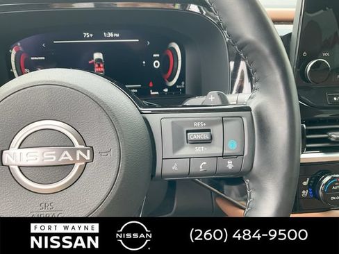 Used 2023 Nissan Pathfinder Platinum AWD/4WD image 25