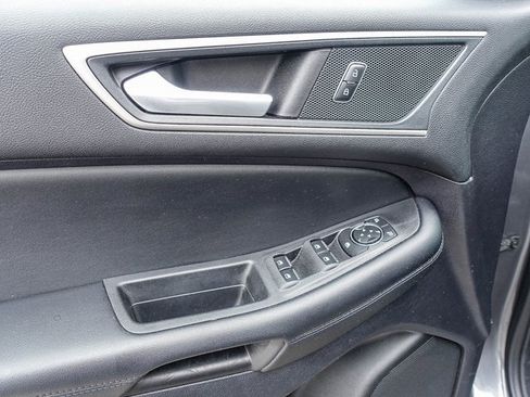 Used 2022 Ford Edge SEL w/ Convenience Package image 23