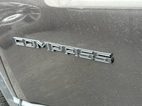 Used 2021 Jeep Compass Latitude FWD image 13