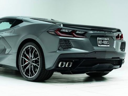 Used 2024 Chevrolet Corvette Stingray Coupe w/ Chrome Exterior Badge Package image 21