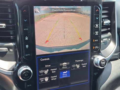 Used 2019 RAM 1500 Big Horn AWD/4WD image 15