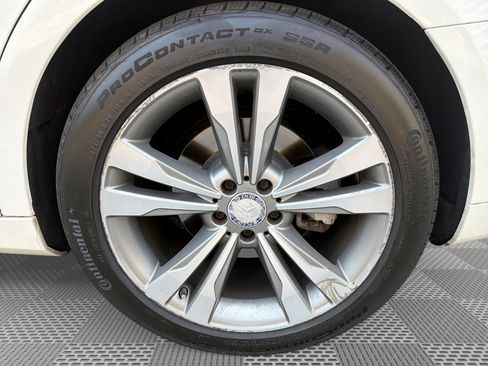 Used 2017 Mercedes-Benz S 550 4MATIC Sedan w/ Premium Package image 30