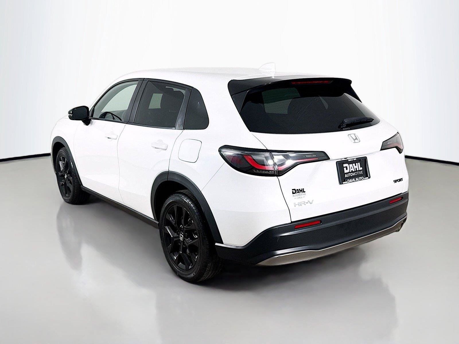 Certified 2023 Honda HR-V Sport image 9